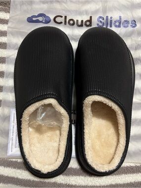 NWT Cloud Slides Black with Faux Fur-Lined Slip-On Clogs Sz. 40/41 W=9 M=7